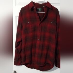 G.H. Bass & Co. Red Plaid Casual Flannel Shirt
